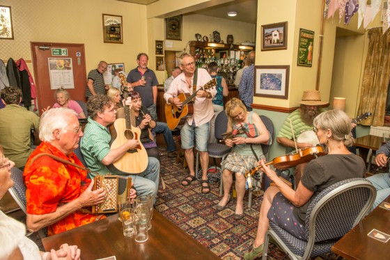 Folk session in the White Horse pub